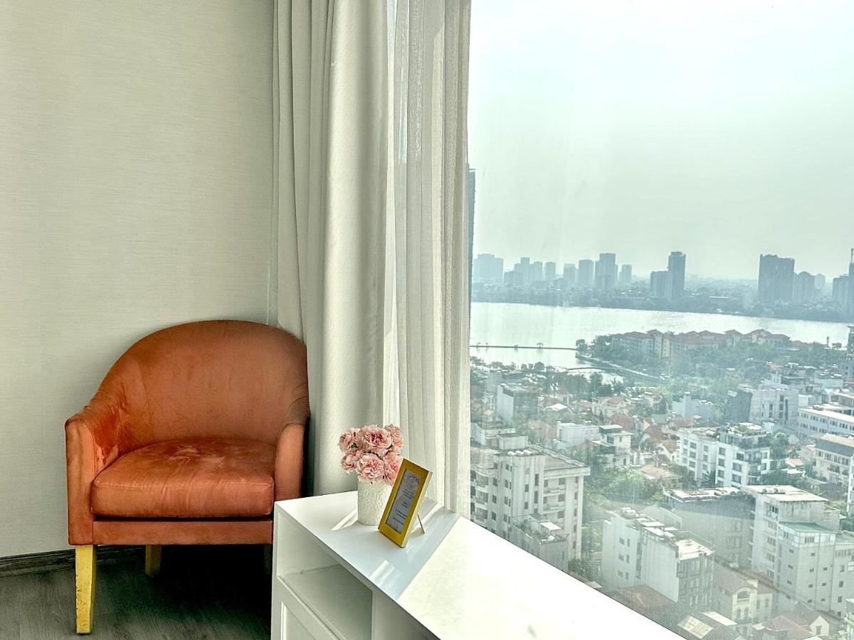 Westlake Homestay Hanoi - D'Le Roi Soleil Esterno foto