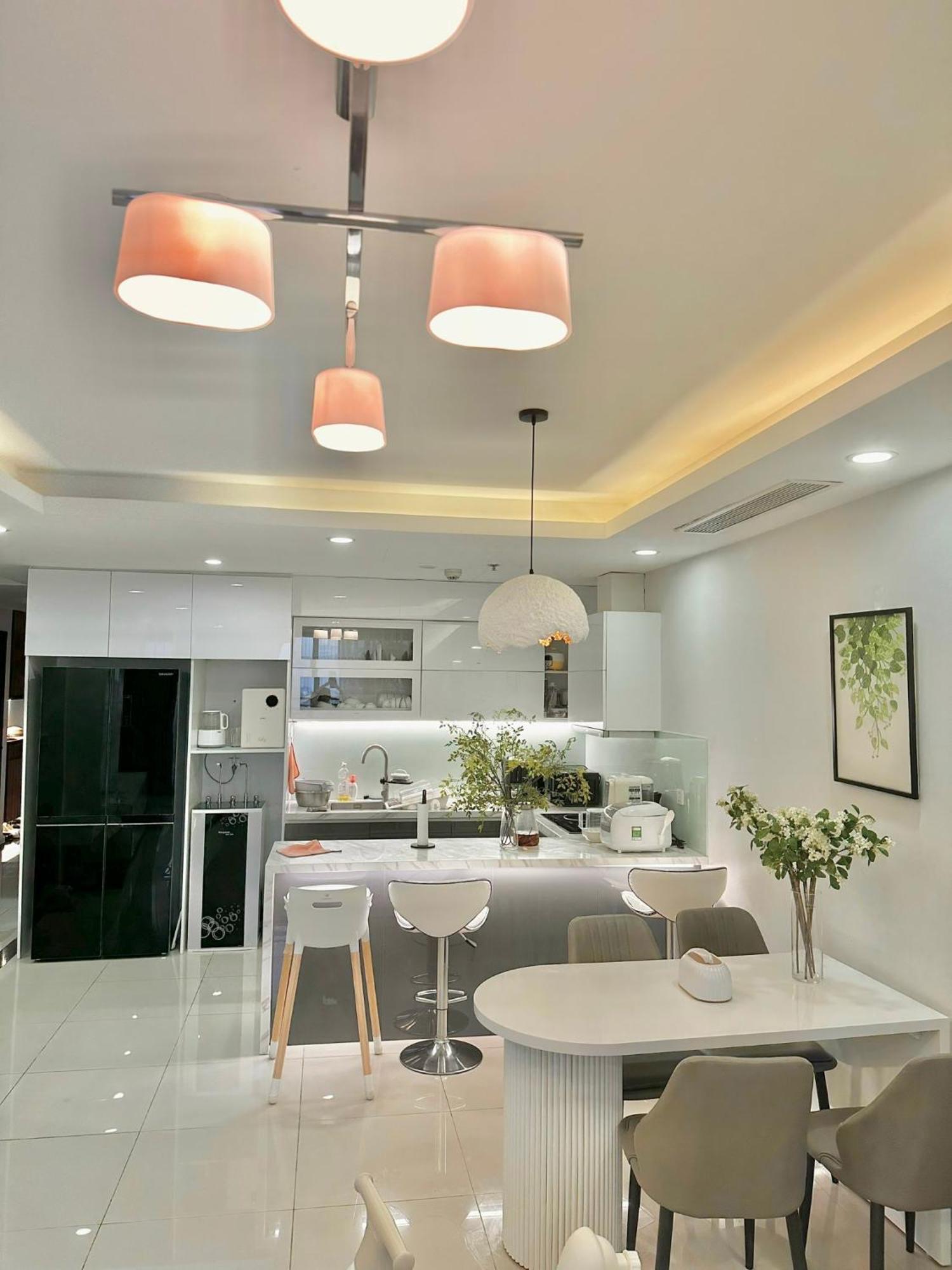 Westlake Homestay Hanoi - D'Le Roi Soleil Esterno foto
