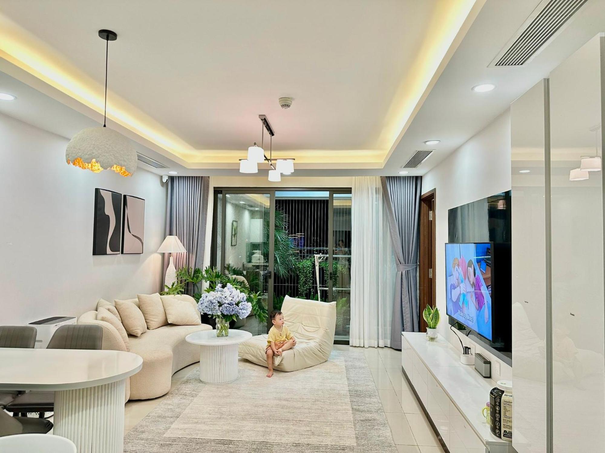 Westlake Homestay Hanoi - D'Le Roi Soleil Esterno foto